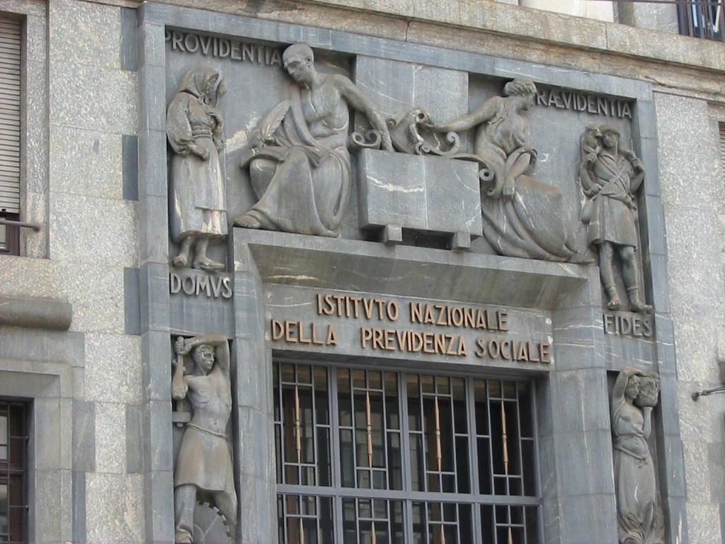 Antonio Maraini, portale Palazzo delle Assicurazioni Sociali di piazza Missori
